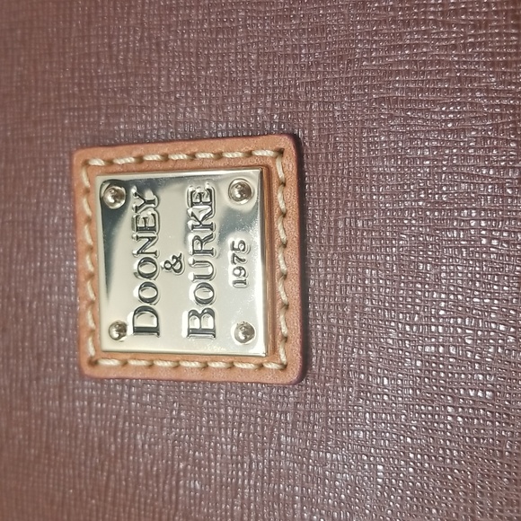 Dooney & Bourke Saffino Brinley In Amber Shoulder Bag Crossbody Purse - Picture 3 of 12